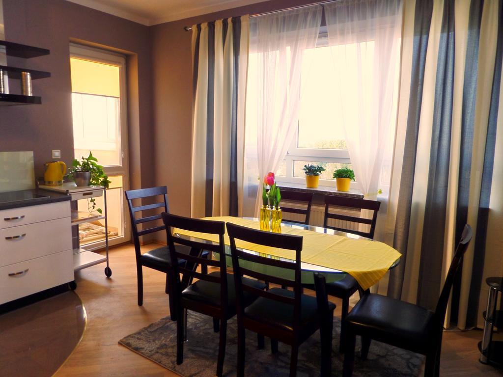 Apartamenty Silver Premium Warsaw Room photo