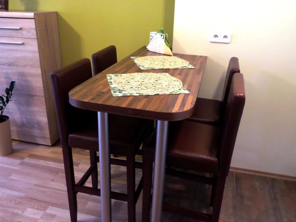 Apartamenty Silver Premium Warsaw Room photo